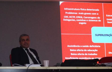 palestra_para_5_11_13.jpg